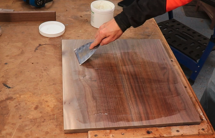 how-to-use-grain-filler-to-improve-wood-finish